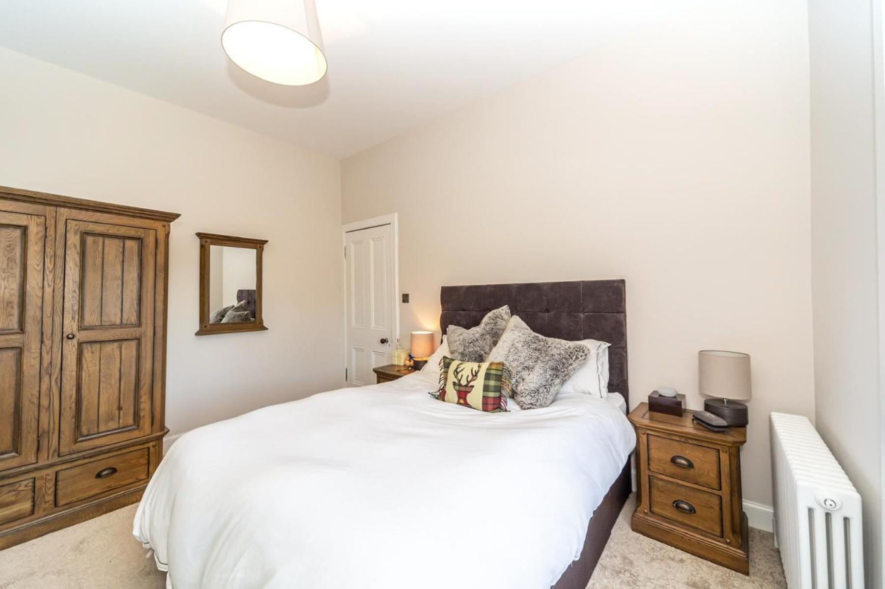 Montgomery Large 2 Bedroom Flat - 5 Mins Walk To Centre Apartamento Edimburgo